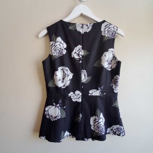 Pink Martini Floral sleeveless peplum top Small Size - Picture 4 of 9